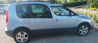 Škoda Roomster Scout 1.6 16V - 2