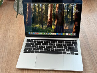 MacBook Pro MYDC2LL/A - na cene sa da dohodnut / vymenim - 2