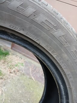 Letné pneu 235/55 R17 - 2