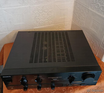 Prodám zesilovač-SONY F-270 - 2