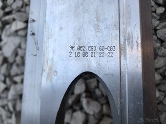 Výstuha zadného nárazníka 9808286980 - 2