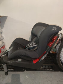 Autosedačka Britax Römer SAFEFIX PLUS - 2