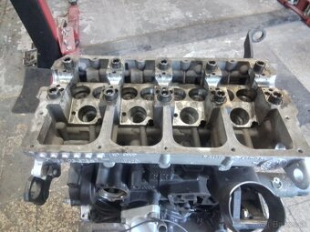 Holomotor 1.9 PD AWX 96 KW PASSAT SUPERB A6 PREDAM - 2