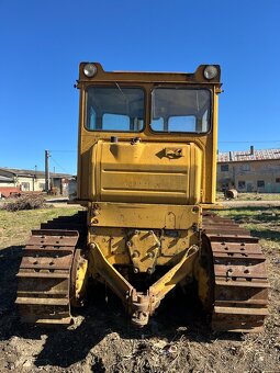 Predám buldozér Stalinec T170 - 2