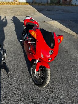 Motorka Ducati 999S 2004 - 2