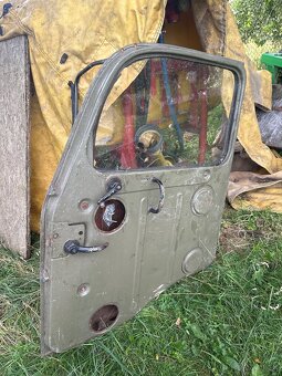 Dvere spolujazdca praga V3S - 2