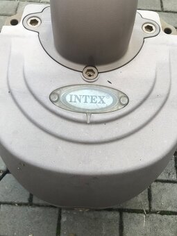 INTEX VÍRIVKA - 2
