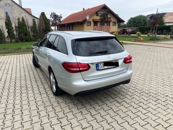 Predám MB C250 (W205) 4x4 150kW 240tis km MB servis TOP stav - 2