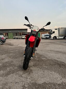Aprilia sxv 550 - 2