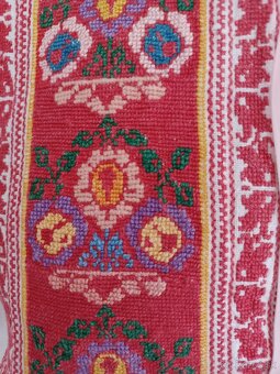 Pohorelá - folklórne košele - 2