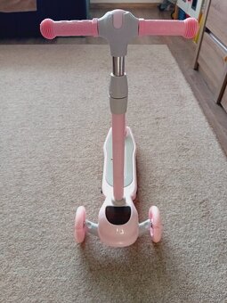 Trojkolieskova kolobezka - 2