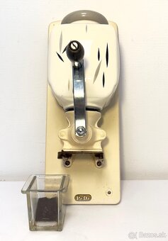 Nasteny mlynček na kávu / Peper - 2