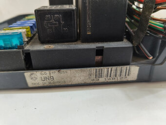 poistková skrinka felicia 6u0937025a 20€ - 2