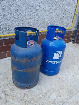 Predám plynové bomby - 2