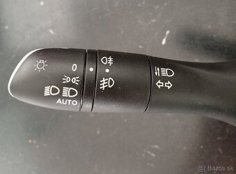 Páčky smeroviek, stieračov a svetiel Renault - 2