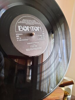 LP Černé světlo - 2