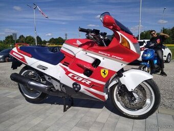 Honda  CBR 1000F - 2