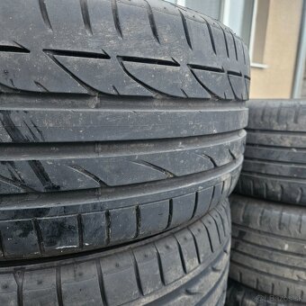 225/40 r18 Bridgestone - 2