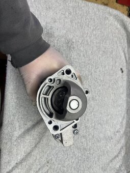 Štarter Jeep Grand Cherokee 2.7 CRD - 2