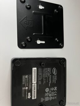 Intel NUC - 2