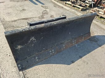 Radlica pro Locust nebo UNC zánovní - 2