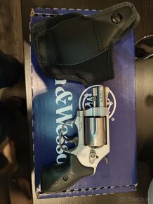 Revolver Smith&Wesson airweight .38 special +P - 2
