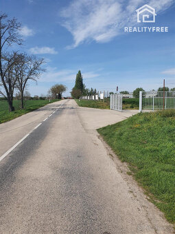 Na predaj: pozemok 20000 m2 , Blatná na Ostrove , okr. Duna - 2
