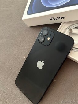 iPhone 12 - 2