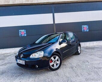 Volkswagen Golf 5 2.0TDI 103kw diesel DSG automat čierna met - 2