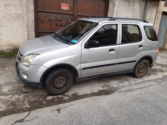 Predám Suzuki Ignis r.v.2005,km 152000 - 2