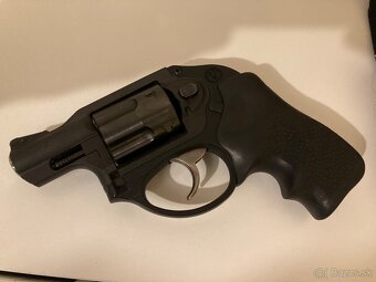 Ruger LCR 357magnum - 2