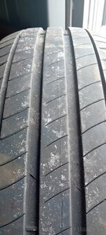215 65 R17 MICHELIN - 2