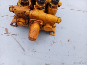 Hydraulický rozvádzač jednosekciový - 2