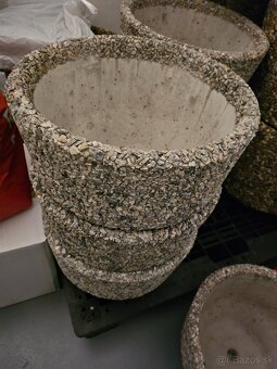 Betonový mrazuvzdorný kvetináč - 2