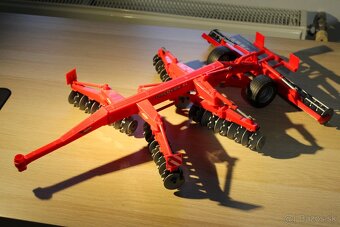 Bruder - Kultivátor Kuhn - 2