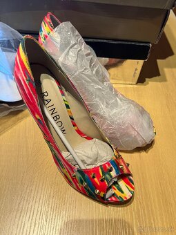 Neonove lodicky 39 - 2