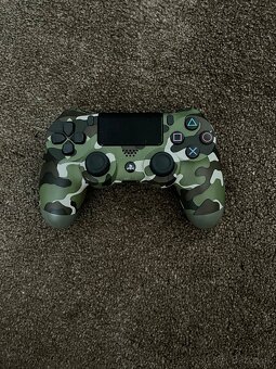 PlayStation 4 Pro - 2