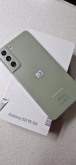 Samsung Galaxy S21FE - 2