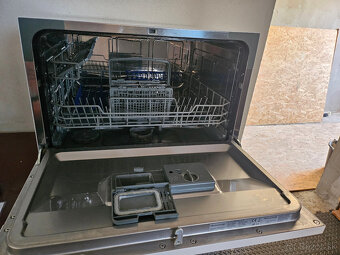 predam umývačku riadu - 2