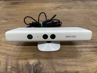 Kinect senzor na XBOX 360 biely - 2