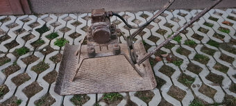 Vibračná doska - 2