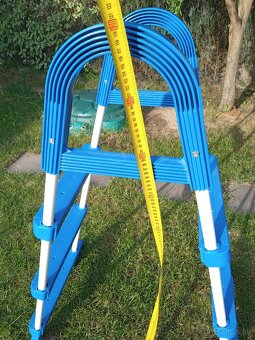 Schodíky do bazéna - 2