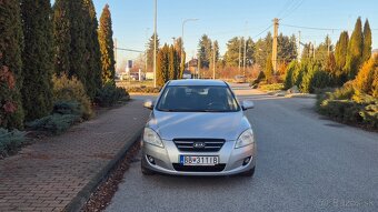 Kia Ceed benzín Automat - 2
