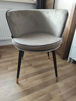 Jedálenské stoličky - 2