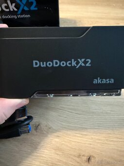 AKASA DuoDock X2 čierna - 2