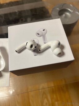 AirPods pro 3 - 2