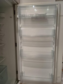 Vstavaná chladnička - 2