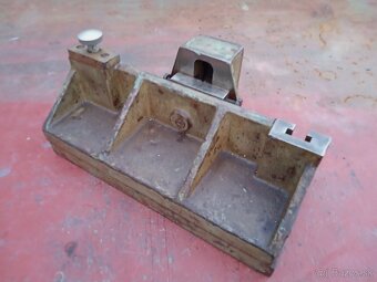 Uhlové pravítko k sustruhu - 2