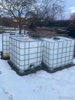 Predám ibc kontajnery 1000l - 2