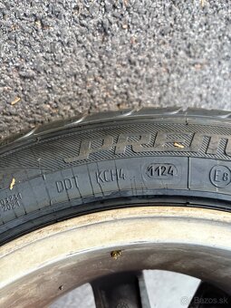 Pneu - 205/55 R16 nove - 2